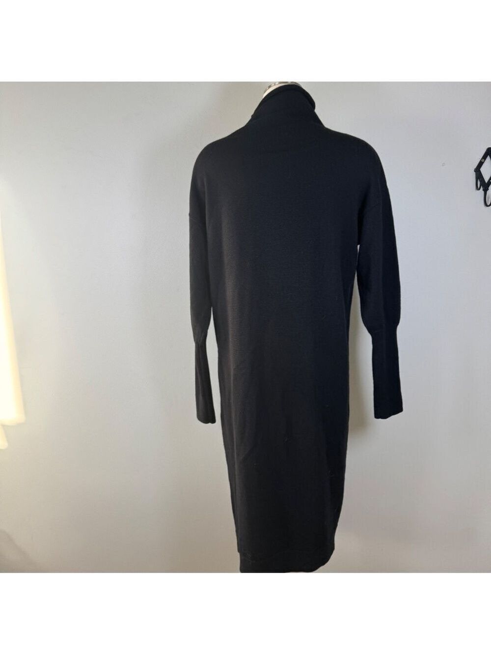 Aritzia Wilfred Cyprie LongSleeve Mockneck Sweater Merino Wool Slit with Fit S-M - Picture 4 of 12